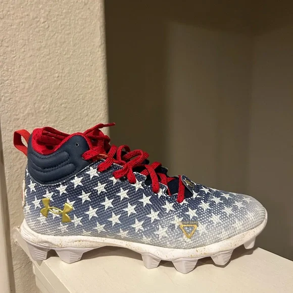 Under Armour Kids' Spotlight Franchise USA Football Cleats 3025856 100 Size 4.5Y - Picture 4 of 11